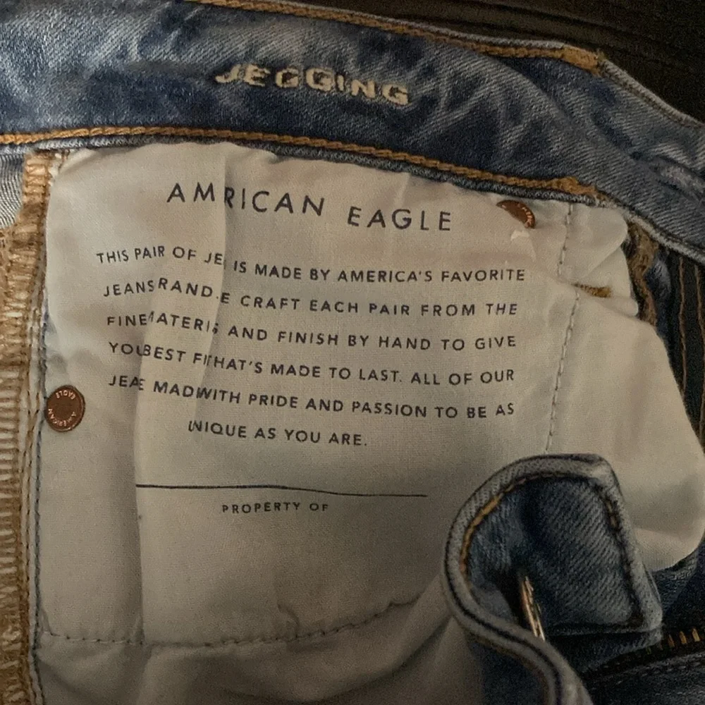 American Eagle OUTFITTERS NE(X)T Level Stretch Jegging, size 4 regular - Picture 8 of 9